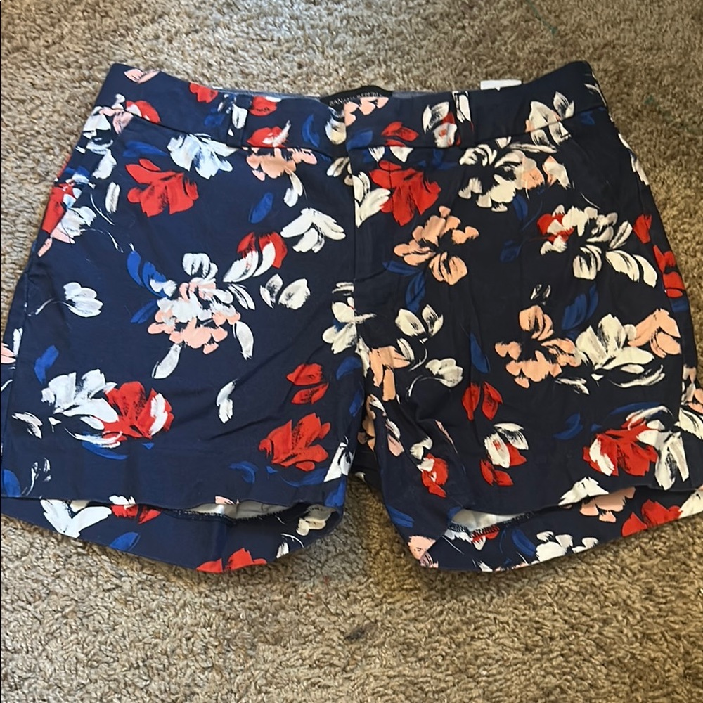 Banana Republic Blue and Red Bermudas Vibrant Floral Design